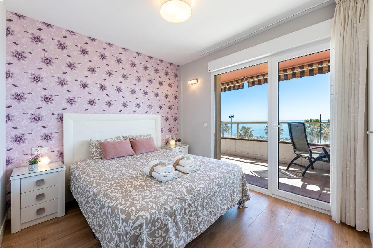 797 Holiday Rentals - Amplio Piso Con Terraza En Primera Linea De Playa トレモリノス エクステリア 写真